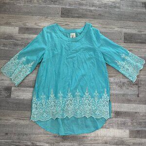 Forgotten Grace aqua embroidered lace tunic 3/4 sleeve size medium D30